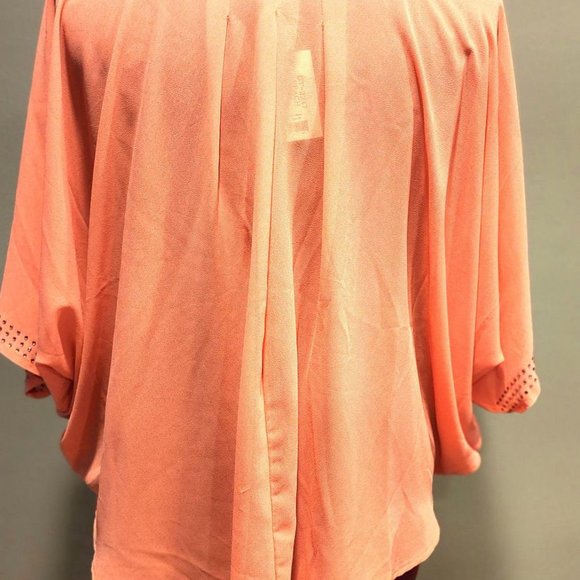 NWT Women's 1X Coral Flowy Top with Beaded Neckline - Picture 2 of 3